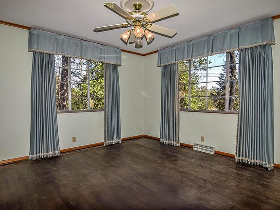 5th image of 7109 Deane Hill Dr