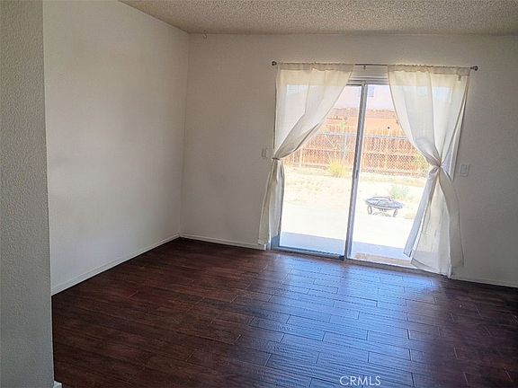 5th image of 6225 Mariposa Ave