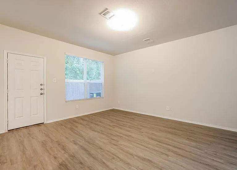 2622 Camrola Way — Photo 4
