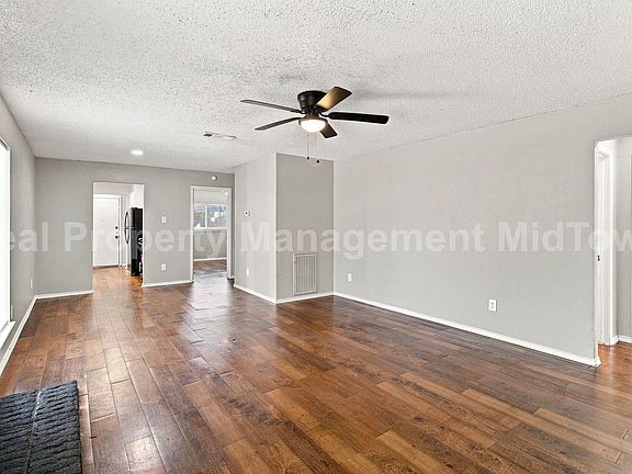 4th image of 2427 Indigo Ln