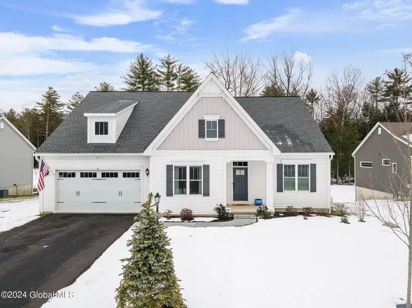 15 Berkeley Way, Wilton, NY 12866