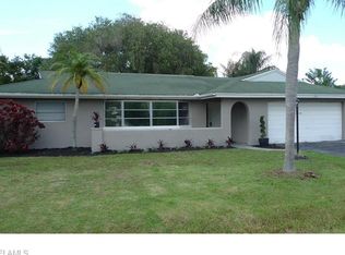 1541 Braeburn Rd, Fort Myers, FL 33919