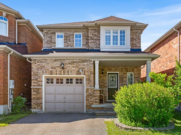 208 Penndutch Cir, Whitchurch Stouffville, ON L4A 0N9