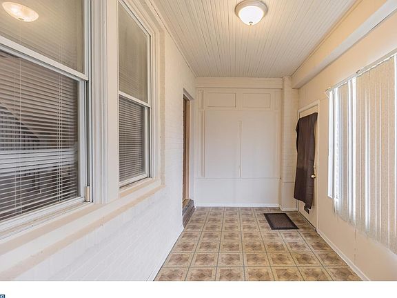 2nd image of 334 Devereaux Ave