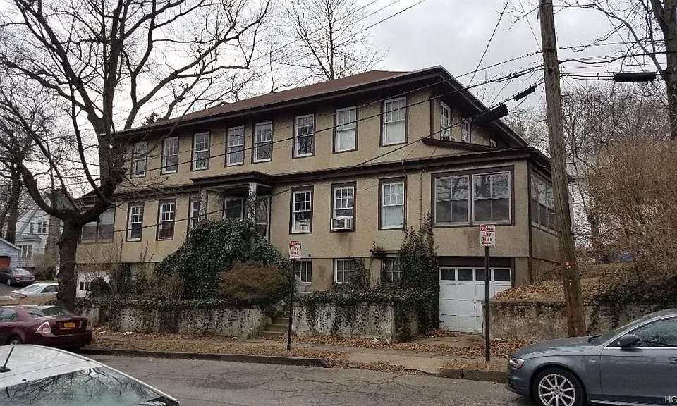 1st image of 352/354 Hutchinson Ave