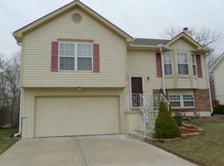 6305 N Colorado Ave, Gladstone, MO 64119