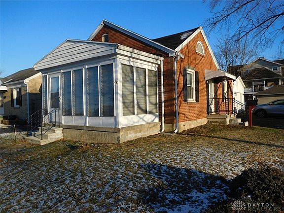 3rd image of 4148 Ellery Ave