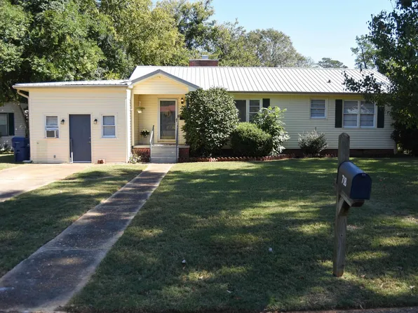 718 Alicia Ave, Talladega, AL 35160