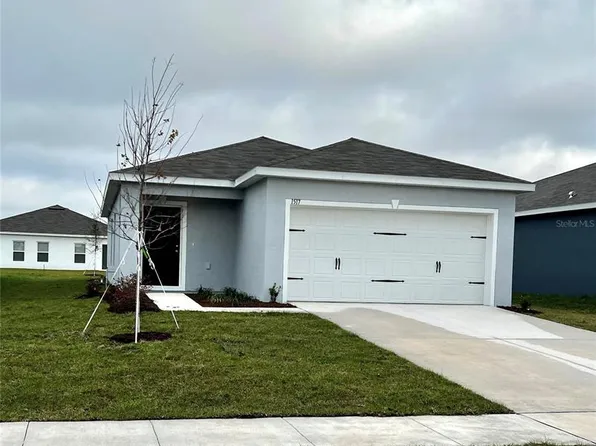 1517 Majestic Ln, Winter Haven, FL 33880