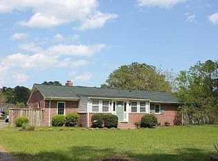 3049 Mill Point Rd, Hayes, VA 23072