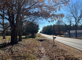 8916 Oktoc Rd, Starkville, MS 39759