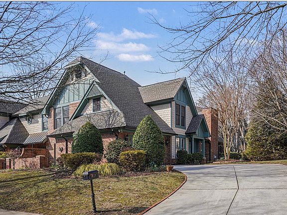 2nd image of 8119 Lloyd Allyns Way