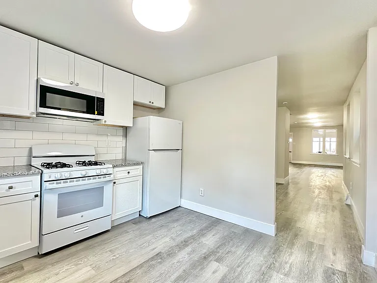 3120 Haverford Ave — Photo 1