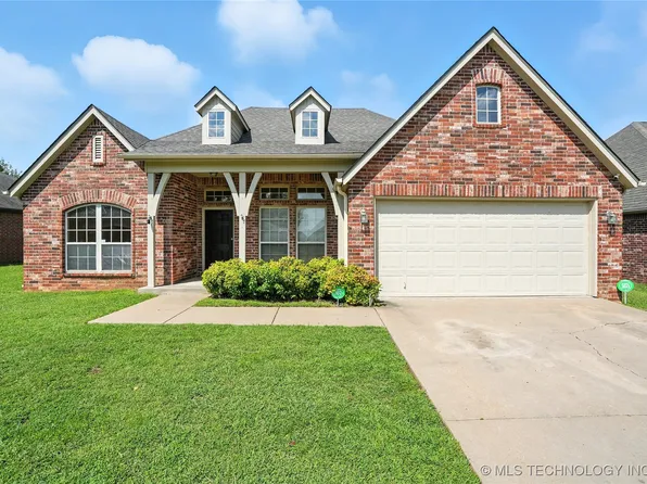 12006 S Nandina St, Jenks, OK 74037