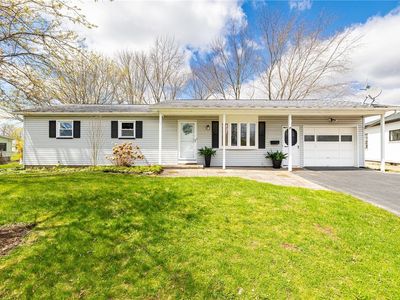 29 E Crest Dr, Rochester, NY, 14606