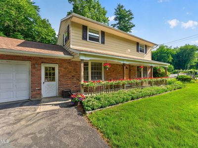 47 Weston Drive, Clifton Park, NY, 12065