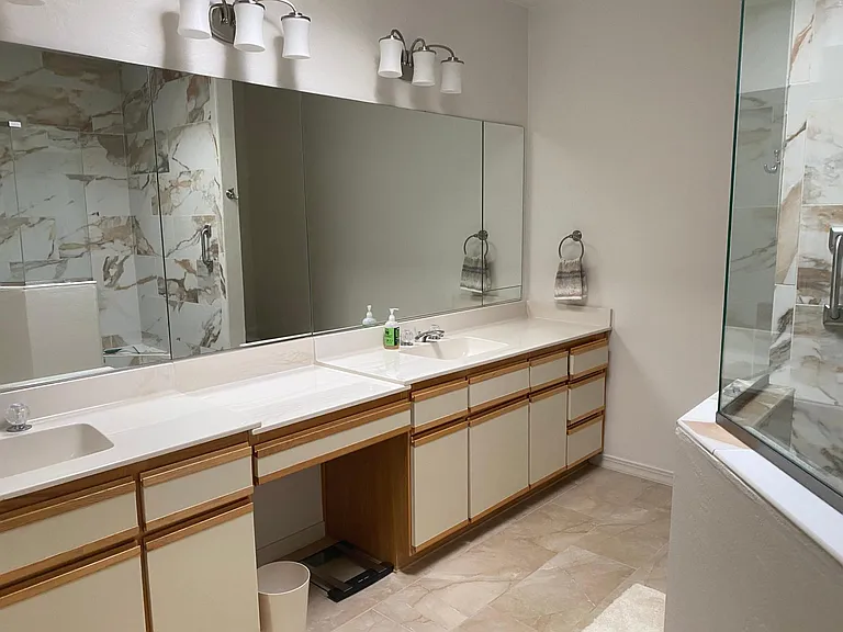 Walk in newly remodeled shower. Walk in master closet.