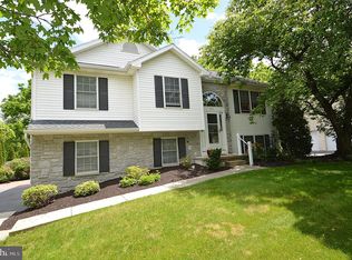 613 Mallard Dr, Manheim, PA 17545