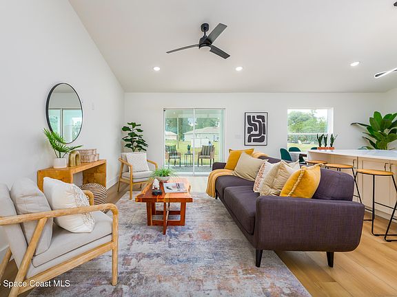 3rd image of 3270 Jupiter Blvd SE