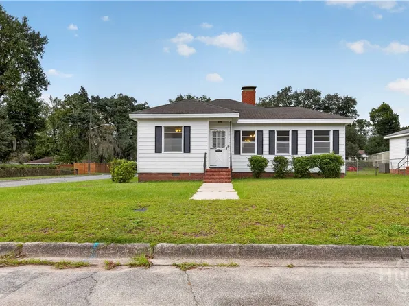 38th E Street Street, Savannah, GA 31401