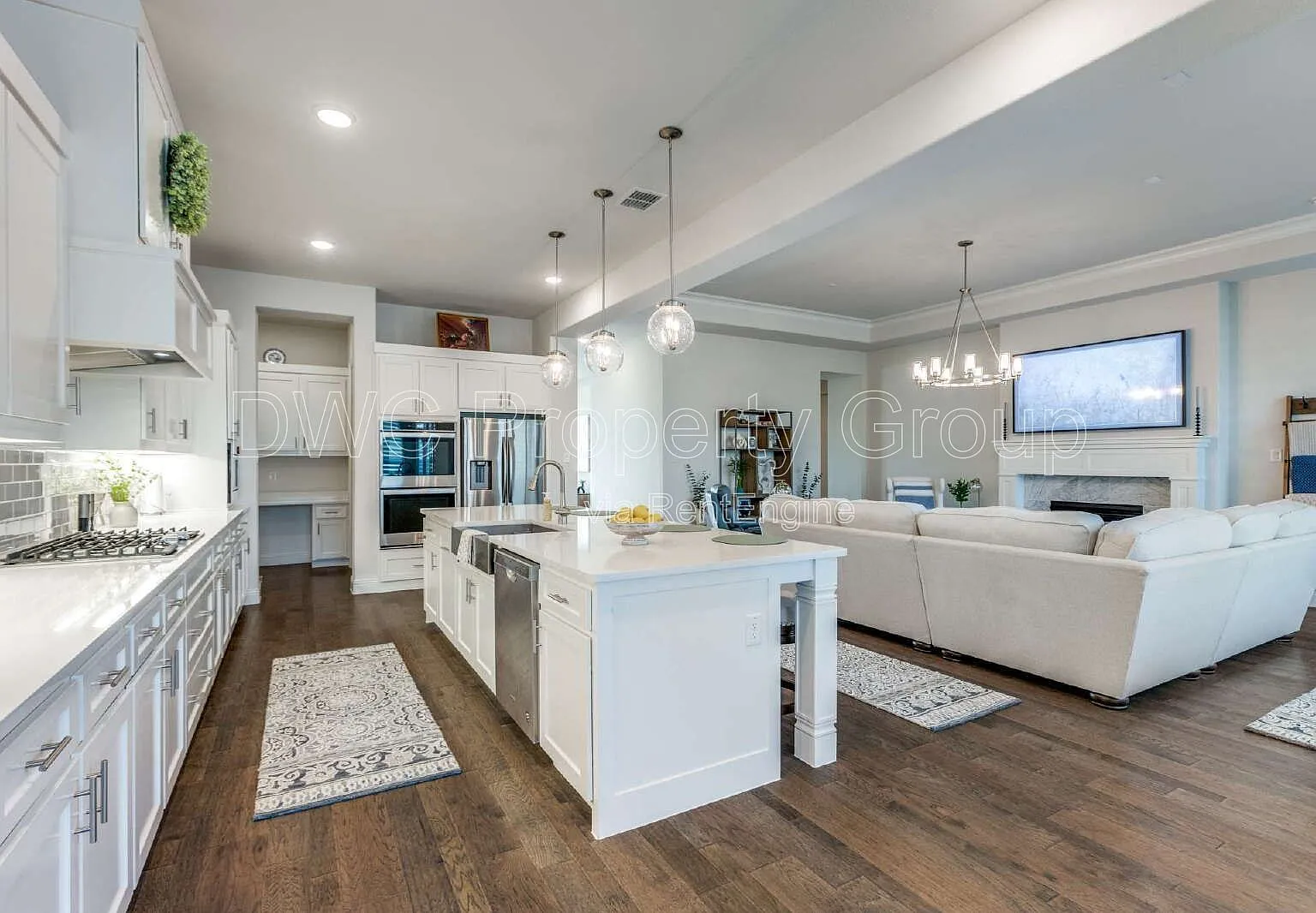 3 bed, 3.0 bath, 2680 sqft, $3,100 — Photo 4