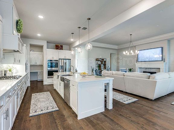 4th image of 7009 Central Ct