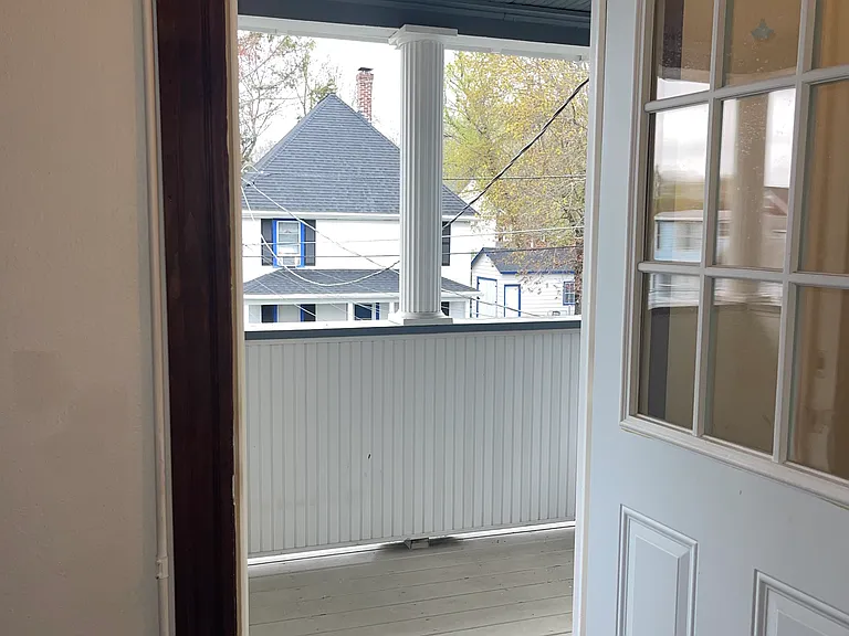 Fairlawn Ave — Photo 1