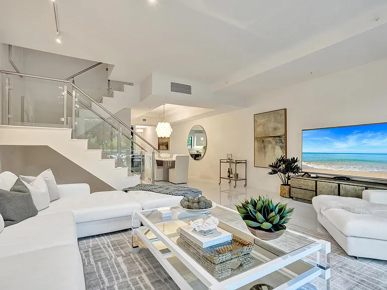 3030 Ocean Blvd #S104 — Photo 3