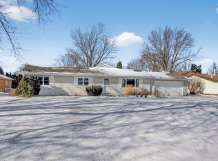 4760 Winghaven Dr, Waterloo, IA 50701