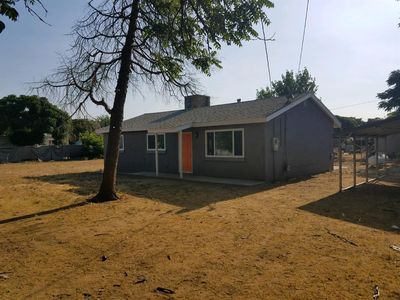 3946 S Fairbanks Ave, Sanger, CA, 93657