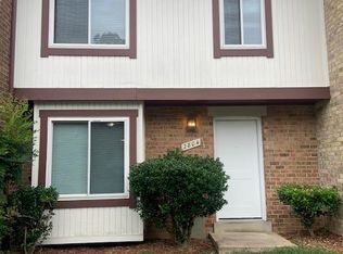 2804 Cambridge Dr, Woodbridge, VA 22192