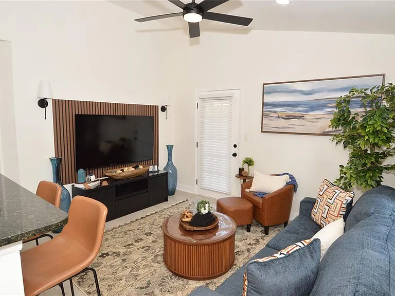 8714 Mallard Reserve Dr #201 — Photo 23