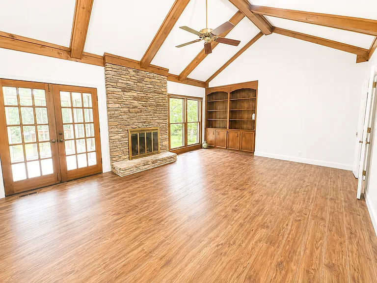 9205 Whitegate Ct — Photo 31