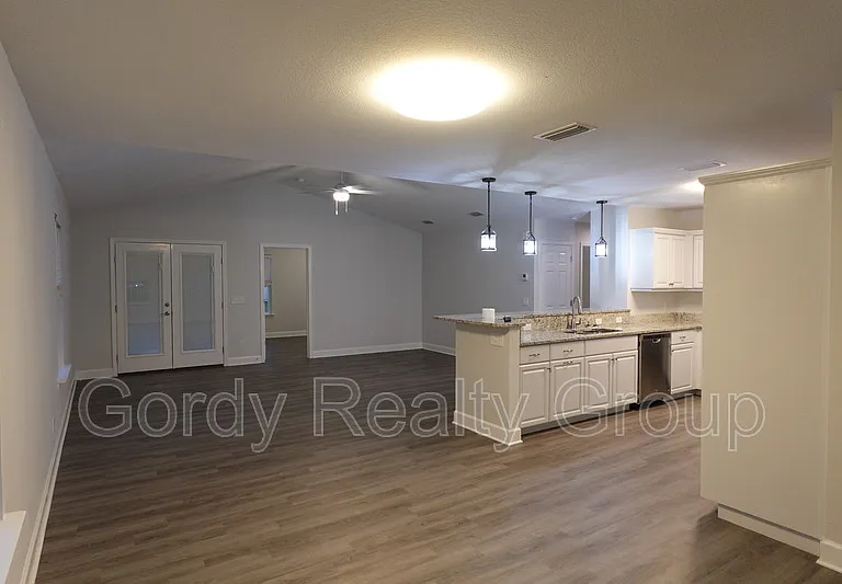 4772 Rill Loop — Photo 2