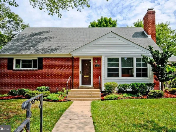 4709 Richmarr Pl, Alexandria, VA 22304
