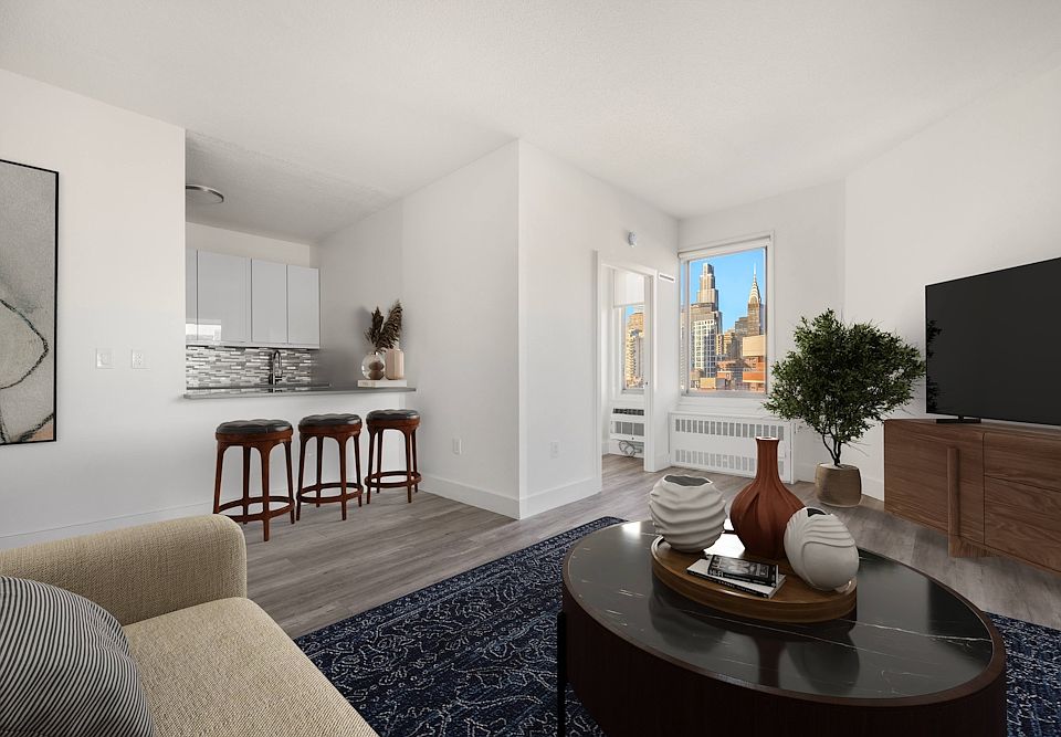 1st image of 520 2nd Ave APT 6C
