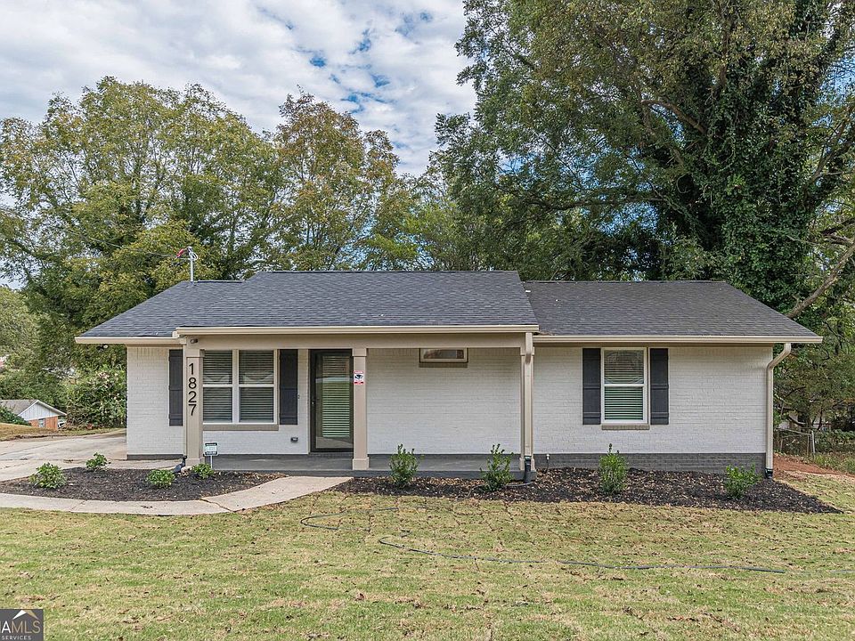 1st image of 1827 Thomasville Dr SE