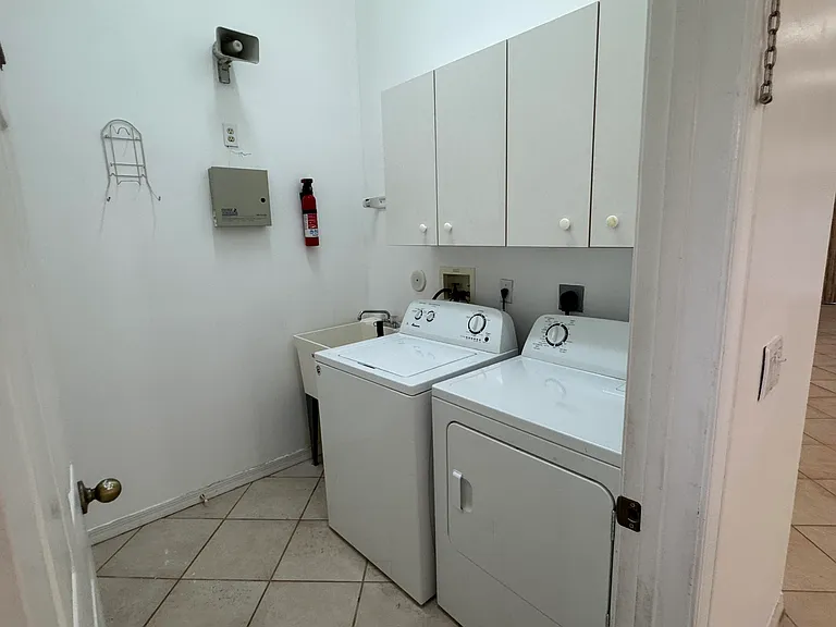 3661 Miramontes Cir — Photo 10