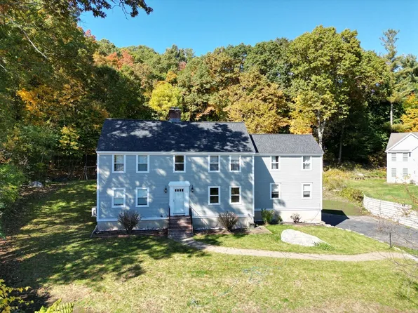 3 Lawton Ave, Westford, MA 01886