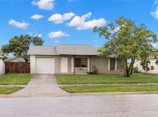 1237 Greenlea Dr, Holiday, FL 34691