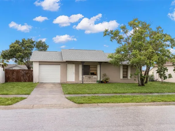 1237 Greenlea Dr, Holiday, FL 34691