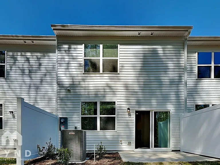 3003 Fulong Dr — Photo 15