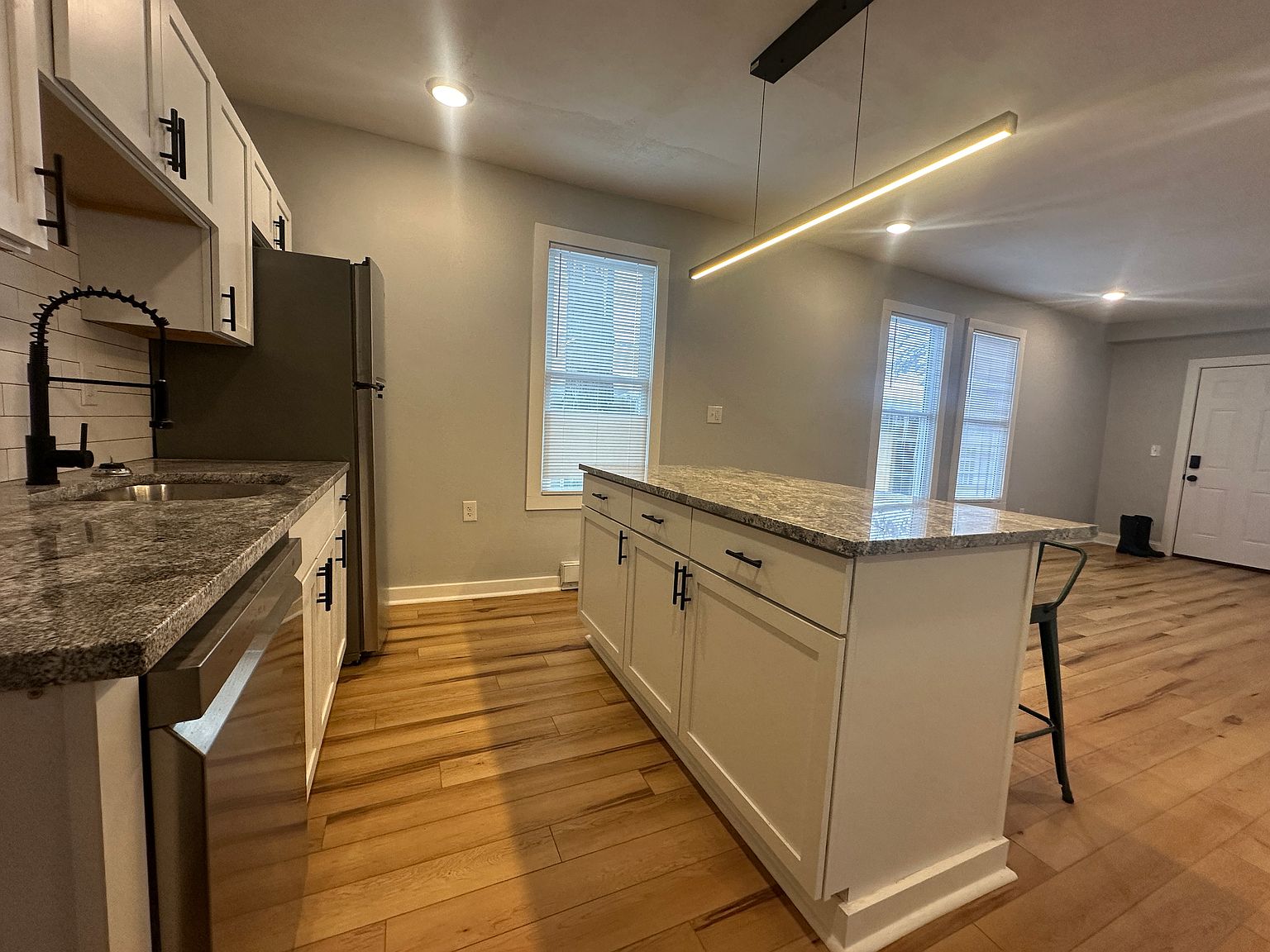 213 Green St APT 3, Syracuse, NY 13203 | Zillow