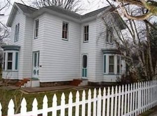 69116 Elkhart Rd, Edwardsburg, MI 49112