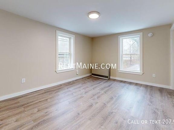 5th image of 7 Bennett Ave #3