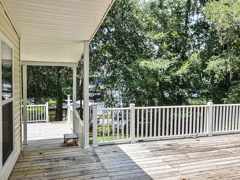 555 Shady Acres Dr — Photo 49