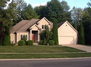 5608 Wildflower Ln, Midland, MI 48642