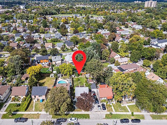 2nd image of 68 Allenby Ave