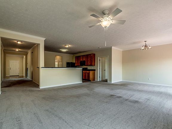 5th image of 3400 Turfway Ln