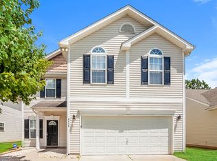 8450 Newfane Rd, Charlotte, NC 28269
